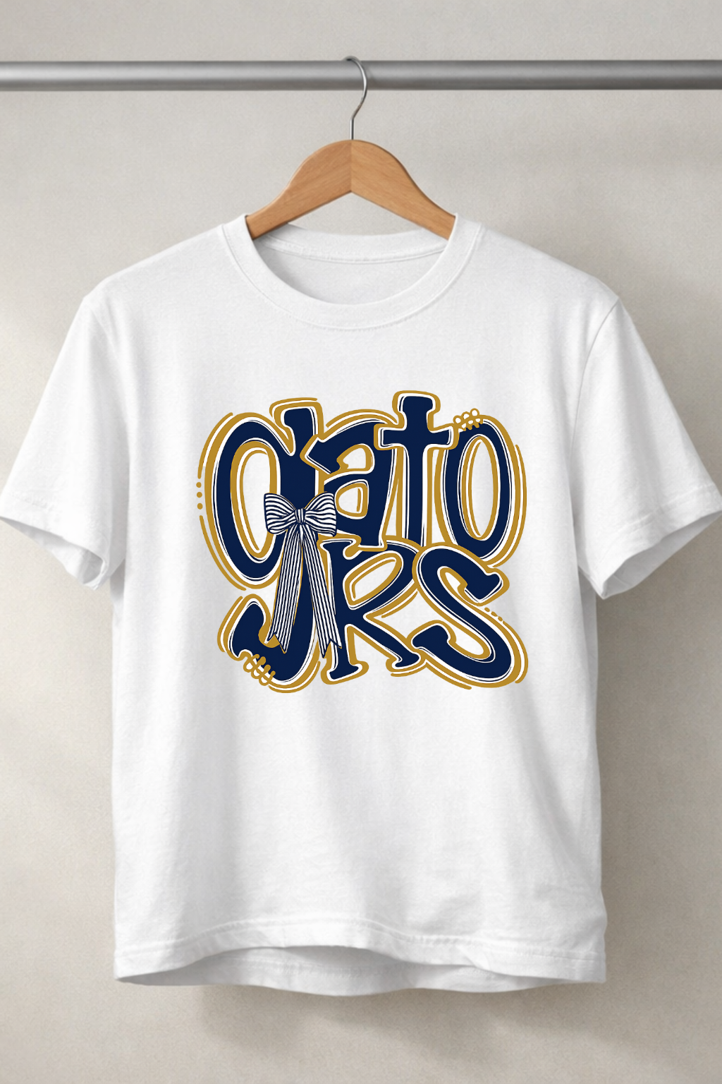 Gators with Bow Tee in Navy or White